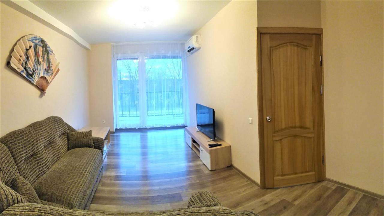 Apartaments Near Svyturio Arena Клайпеда Екстер'єр фото